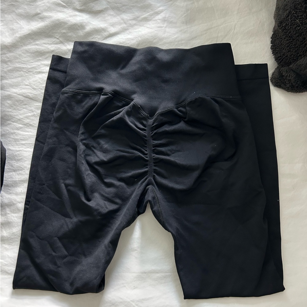 Butt scrunch leggings